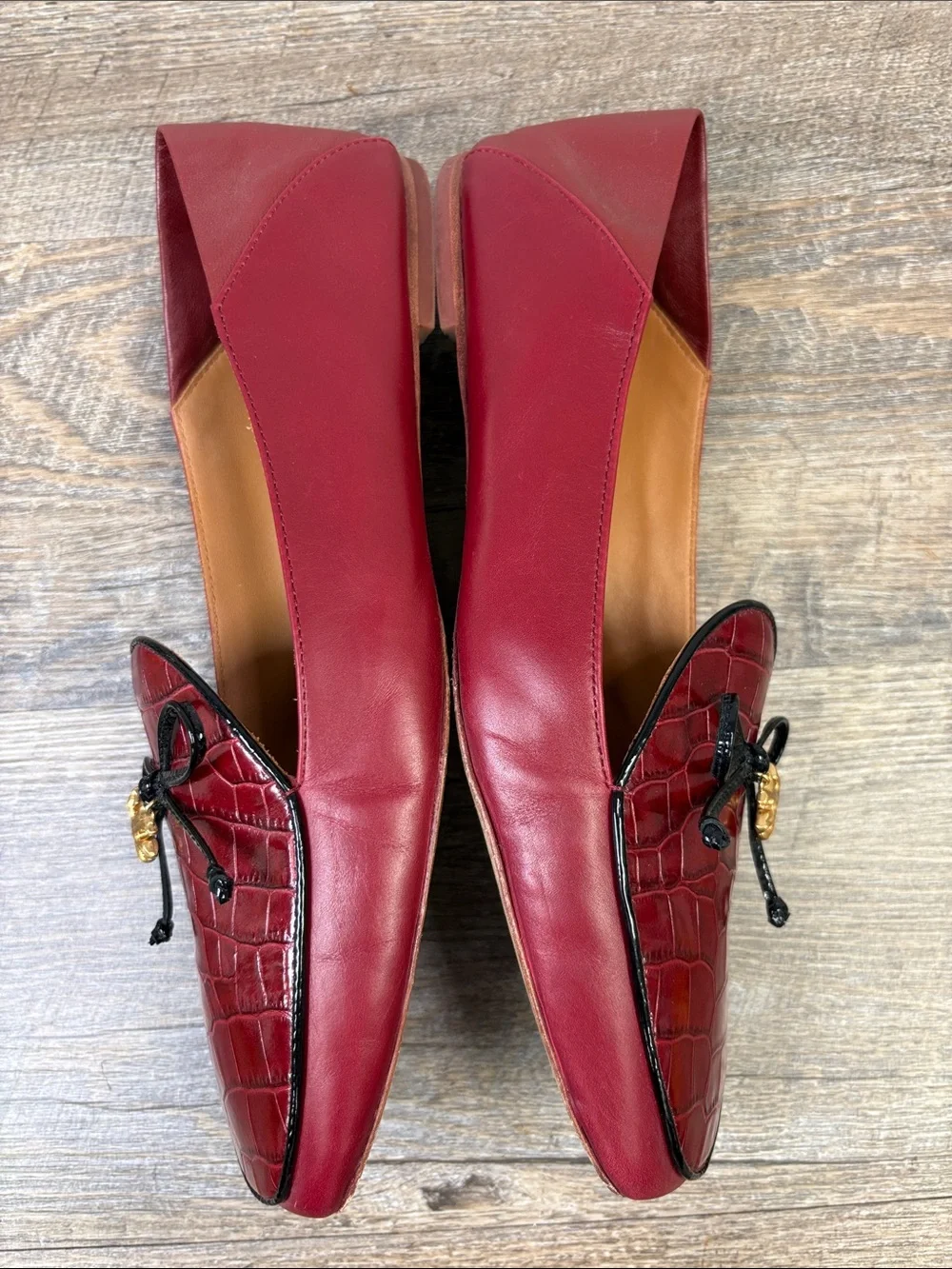 Tory Burch Red Leather Croc Embossed Bow Charm Loafers Flats Size 10M